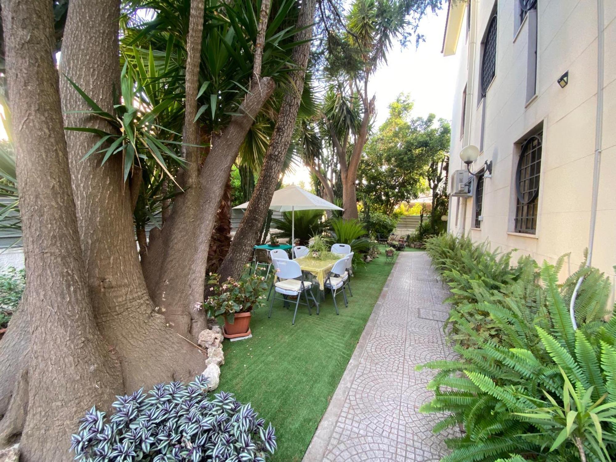 Villa Luigi XVI Taranto Exteriör bild