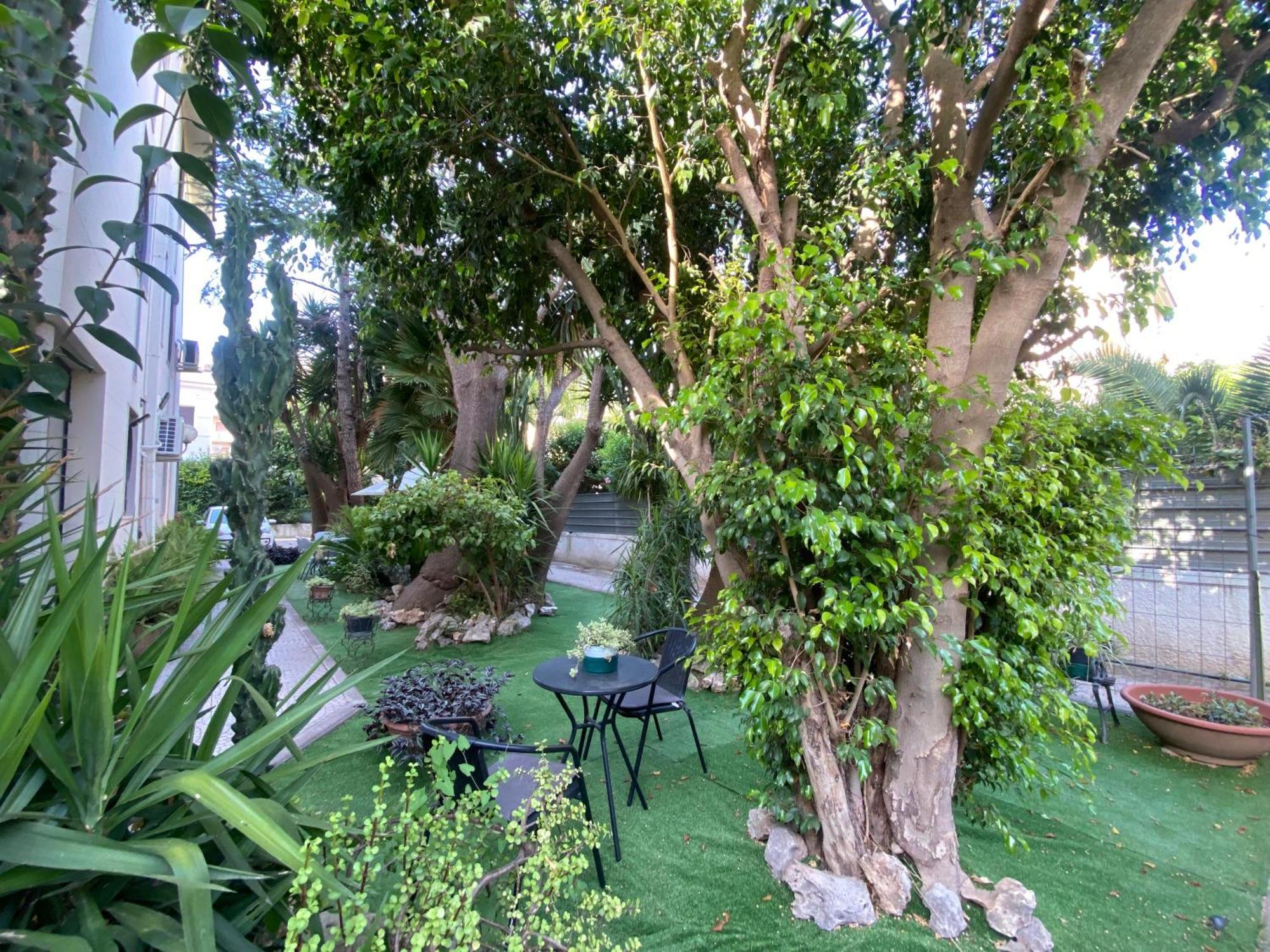 Villa Luigi XVI Taranto Exteriör bild