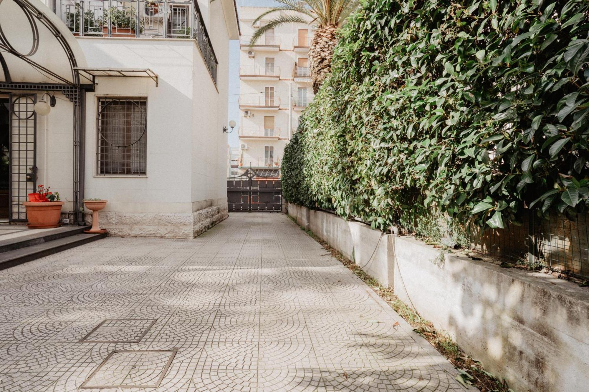 Villa Luigi XVI Taranto Exteriör bild